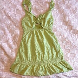 Light Green Summer Spring Ruffle Dress Size S